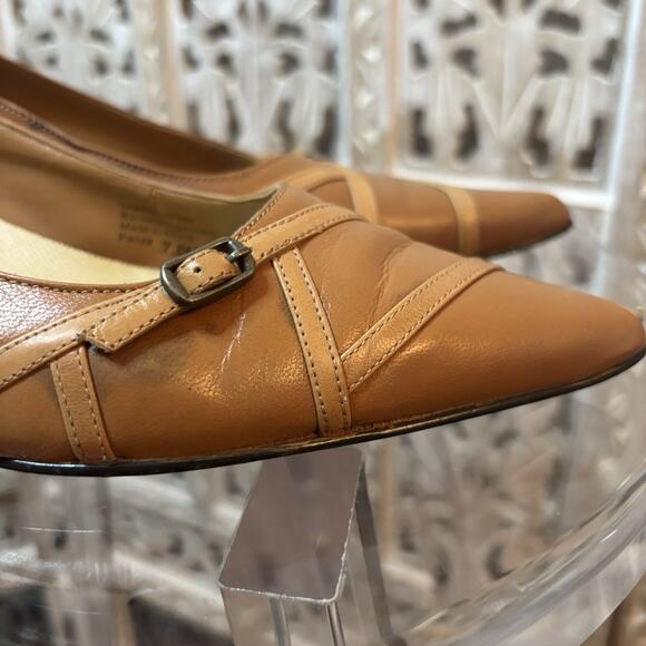 Vintage Style & Co Strappy Leather Pumps size 7.5M Tan Pointy Toes, Kitten Heels - Picture 8 of 10